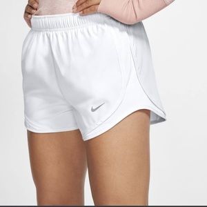 Nike Dri-fit shorts (white)